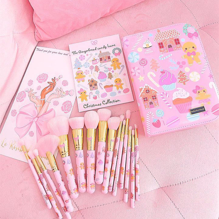 🎀 𝓣𝓱𝓮 𝓰𝓲𝓷𝓰𝓮𝓻𝓫𝓻𝓮𝓪𝓭 𝓬𝓪𝓷𝓭𝔂 𝓵𝓪𝓷𝓮 🎀