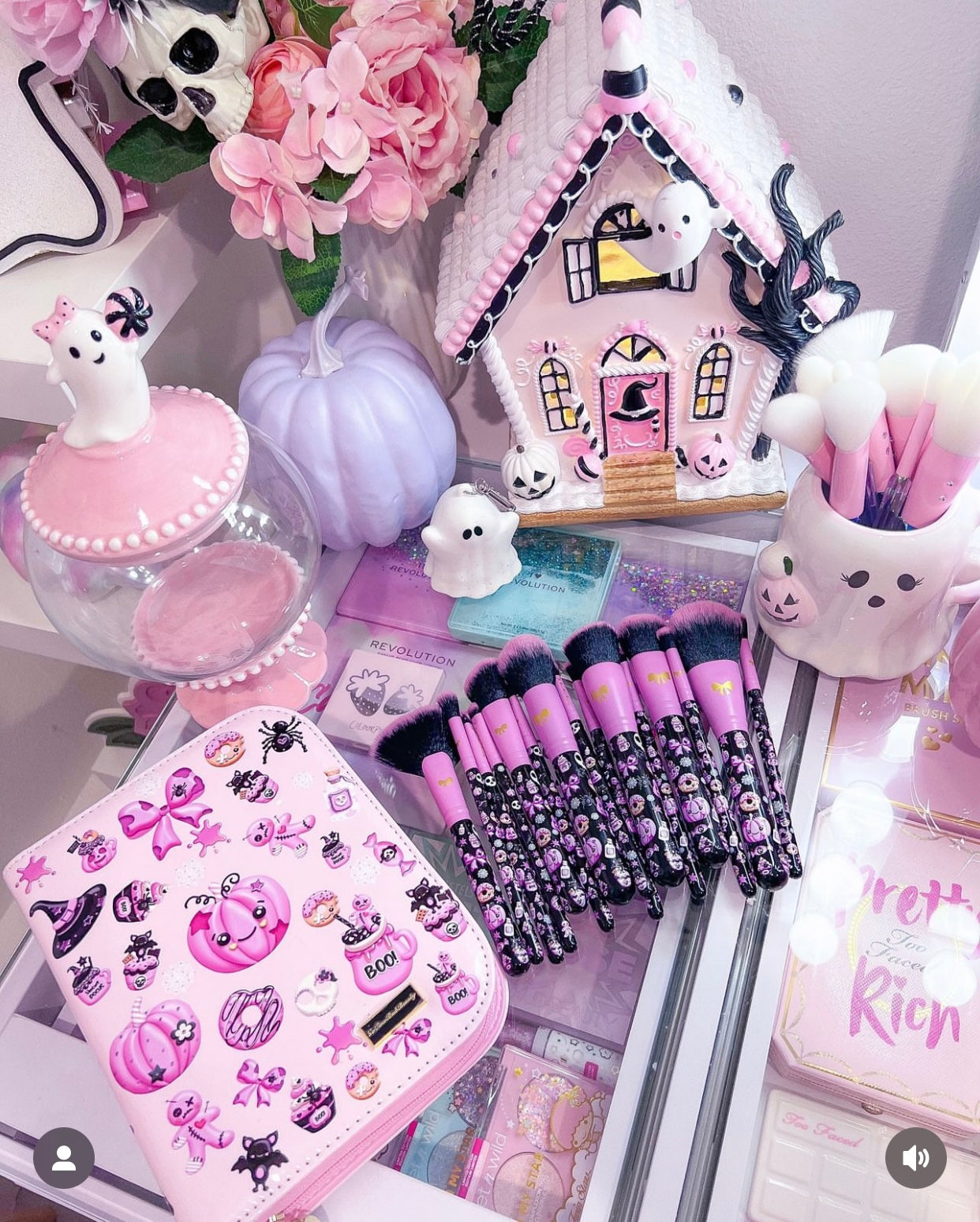 🕷️🎀 𝓣𝓻𝓲𝓬𝓴 𝓸𝓻 𝓣𝓻𝓮𝓪𝓽 🕷️🕸️👻