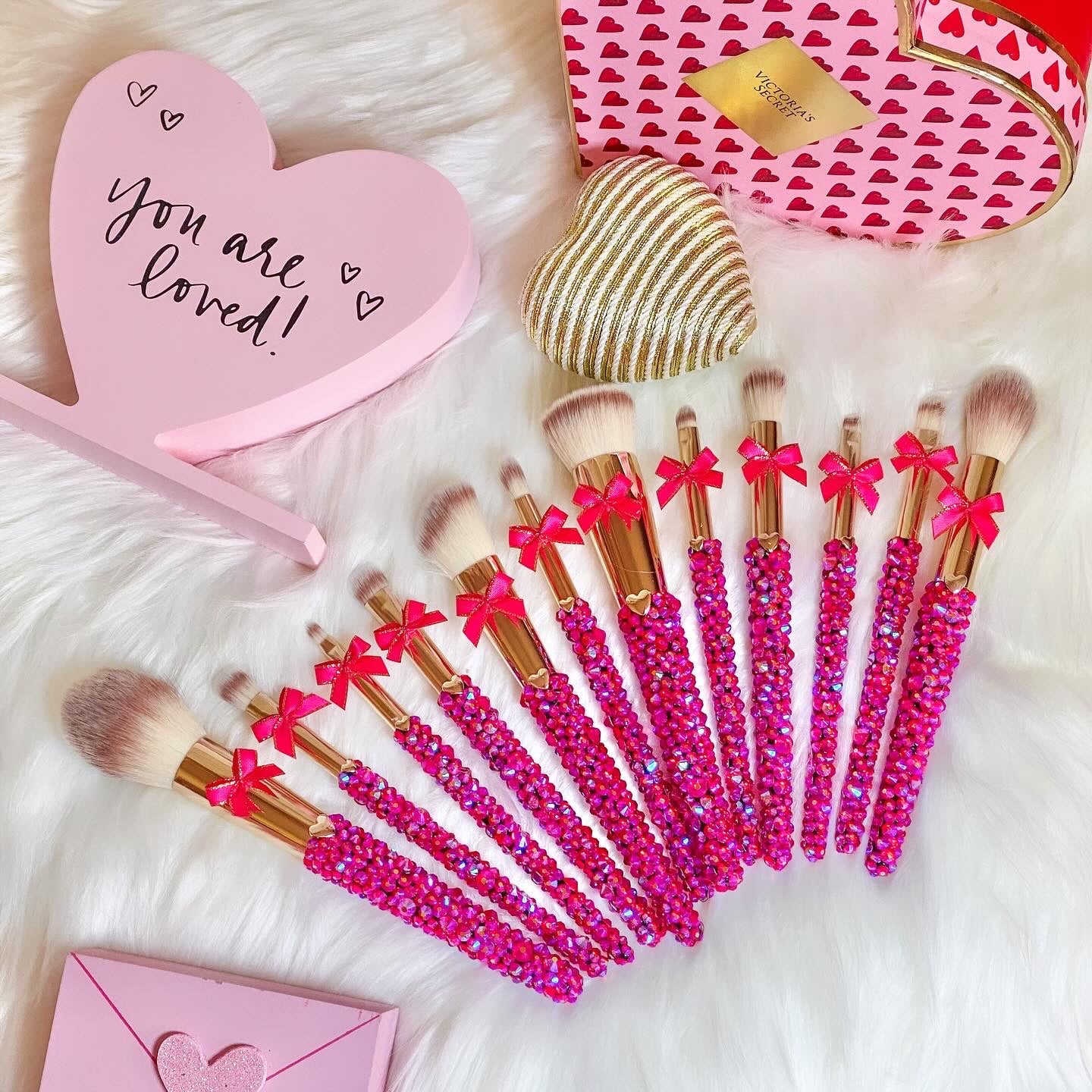 ♥️❤️RED LOVE 🎀💓