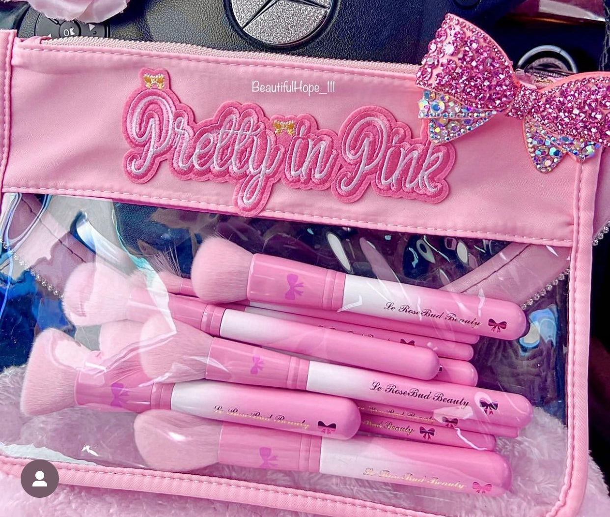 🎀💕𝓟𝓡𝓔𝓣𝓣𝓨 𝓘𝓝 𝓟𝓘𝓝𝓚 𝓶𝓪𝓴𝓮𝓾𝓹 𝓫𝓻𝓾𝓼𝓱 𝓼𝓮𝓽. 💕🎀
