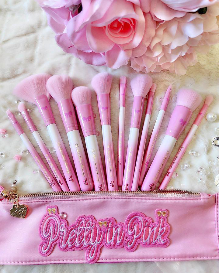 🎀💕𝓟𝓡𝓔𝓣𝓣𝓨 𝓘𝓝 𝓟𝓘𝓝𝓚 𝓶𝓪𝓴𝓮𝓾𝓹 𝓫𝓻𝓾𝓼𝓱 𝓼𝓮𝓽. 💕🎀